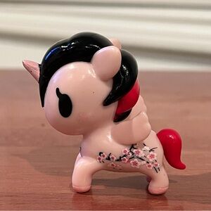 Tokidoki Unicorno Neon Star Squad Hana Unicorn Vinyl Figure Blind Box Toy